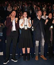 Standing Ovations bei der Equila - Weltpremiere im Showpalast M&uuml;nchen am 05.11.2017 (&copy;Foio:Martin Schmitz)